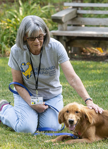 Homeward Bound Golden Retriever Rescue Volunteer